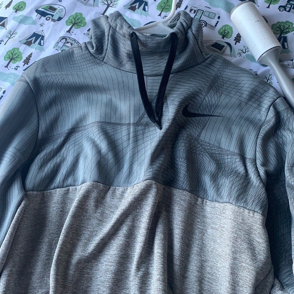 Nike sweatshirt
